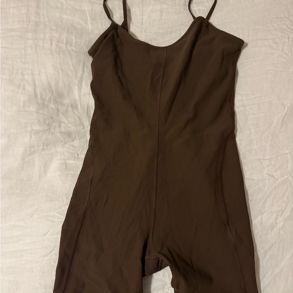 Lululemon Ribbed Contoured Unitard 6" - Picture 3 of 5